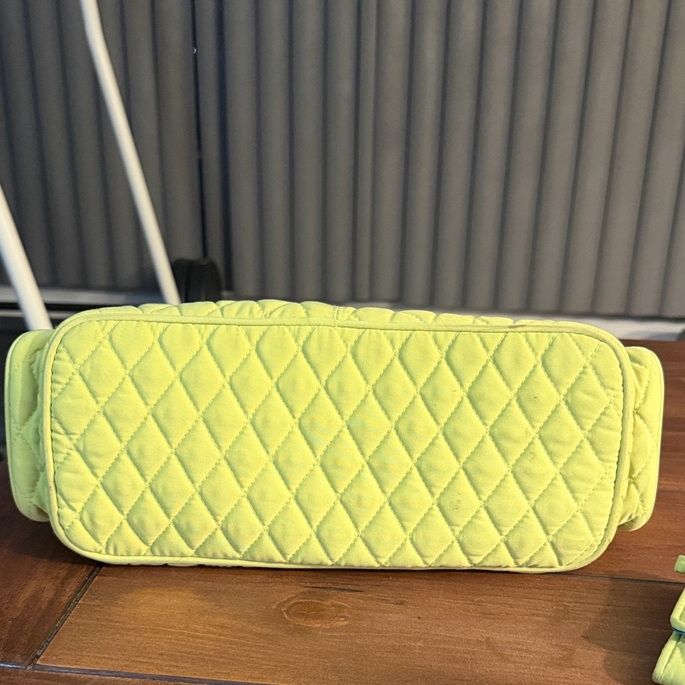 Vera Bradley Quilted Lime Green Shoulder Bag and Wallet - Picture 5 of 11